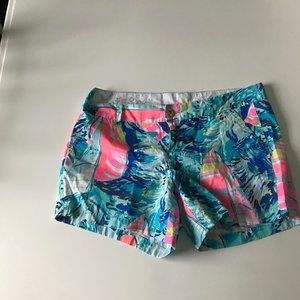 Lilly Pulitzer Print Shorts Size 8